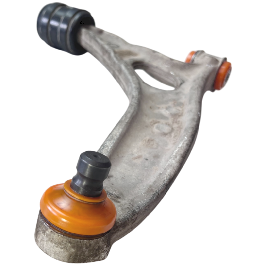 Полиуретановый пыльник шаровой опоры переднего нижнего рычага Ford Focus 2011-2018 2,0L