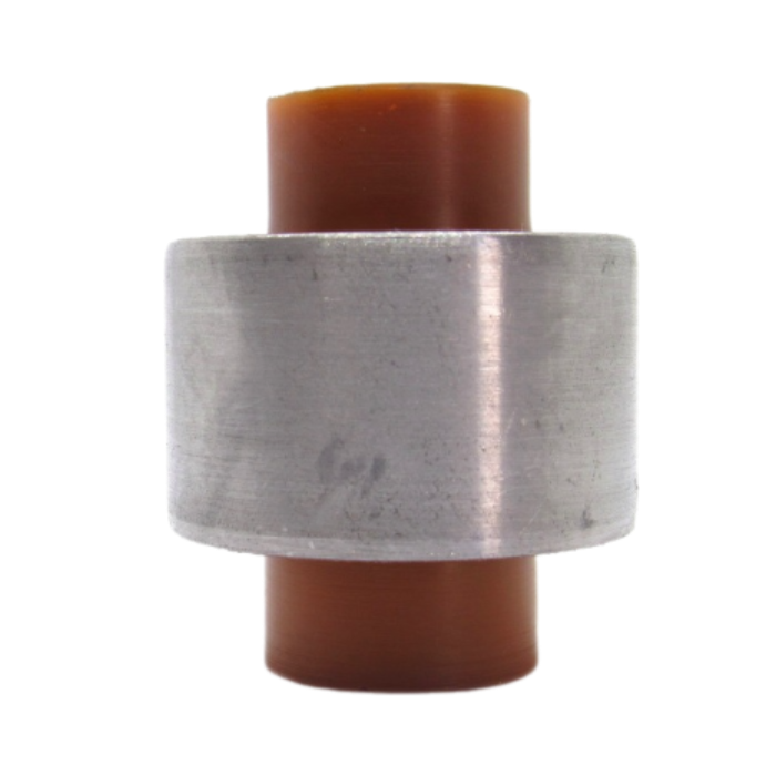 Полиуретановый сайлентблок задней подвески вместо плавающего Dodge Challenger 2007-