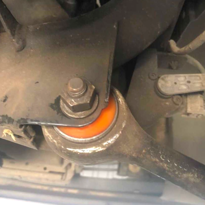 Передний рычаг BMW 8 E31 1989-1999 4,1L Услуга с перепресовки сайлентблоков (Сайлентблоки в цену не входят)