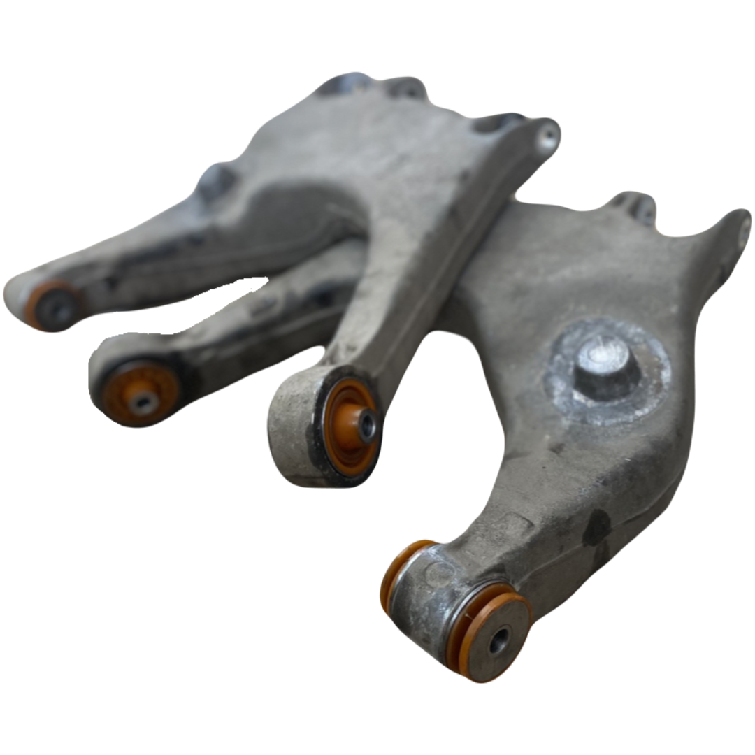 Задний нижний рычаг Audi A8 1994-2002 Услуга по перепресовке сайлентблока (Сайлентблоки в цену не входят)