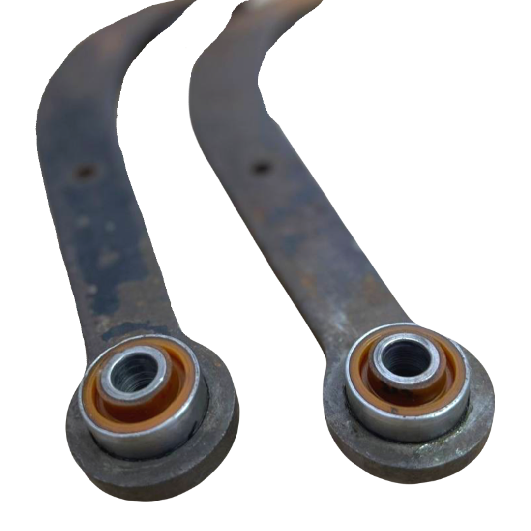 Задний поперечный рычаг Toyota Avensis 2009-2018 2,4L Услуга с перепресовки сайлентблоков (Сайлентблоки в цену не входят)