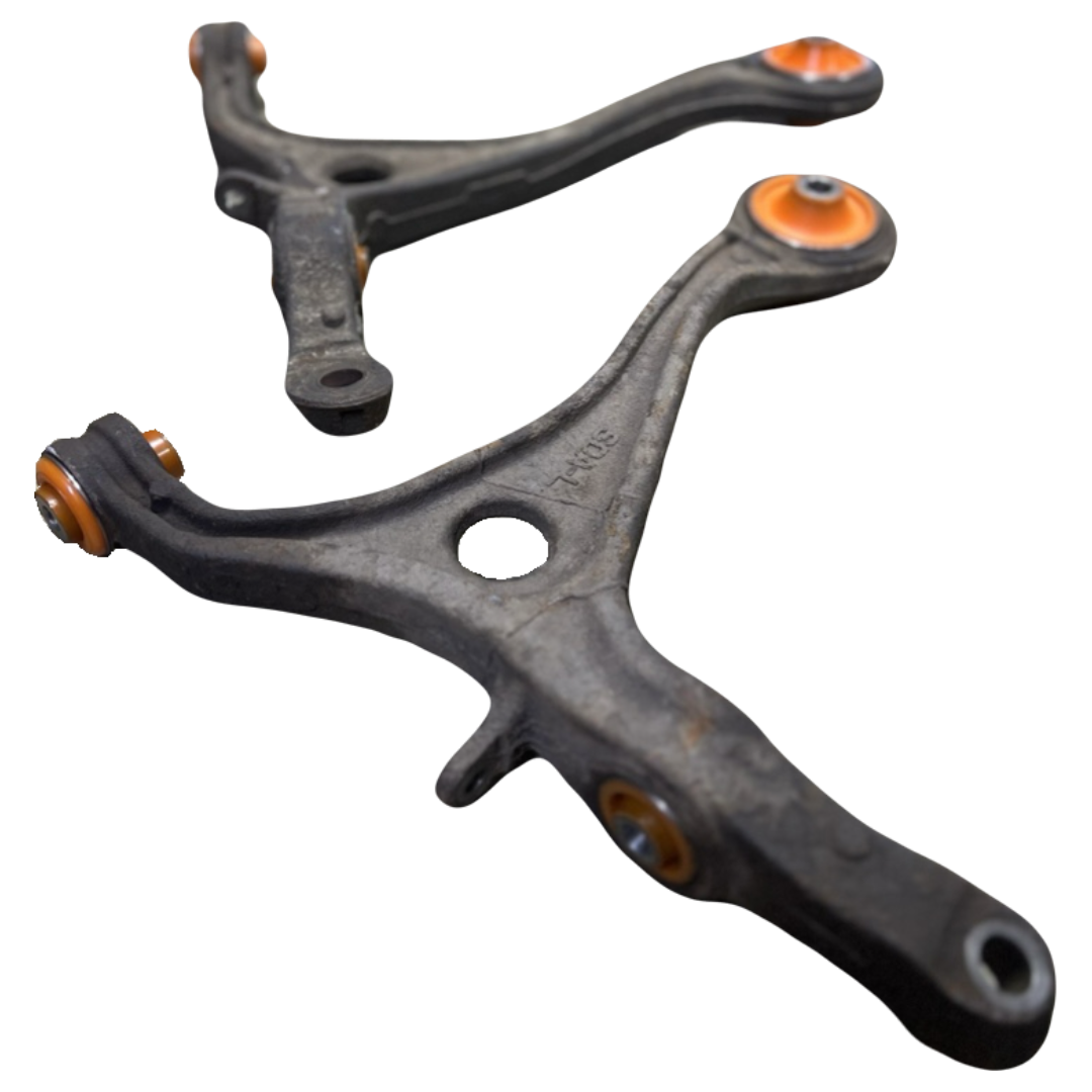 Передний рычаг Honda Crosstour 2009- Услуга с перепресовки сайлентблоков (Сайлентблоки в цену не входят)