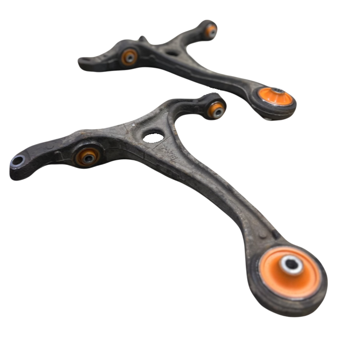 Передний рычаг Honda Crosstour 2009- Услуга с перепресовки сайлентблоков (Сайлентблоки в цену не входят)