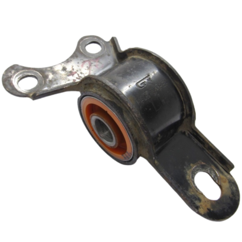 Полиуретановый сайлентблок переднего рычага задний Chery Eastar 2003- В КРОНШТЕЙНЕ левый