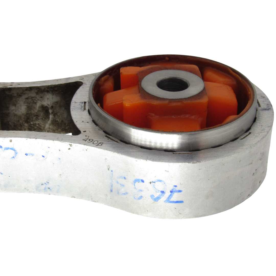 Полиуретановая подушка двигателя нижняя Nissan Primastar 2002-2016 1,9 Услуга ПО ЗАМЕНЕ большого САЙЛЕНТБЛОКА