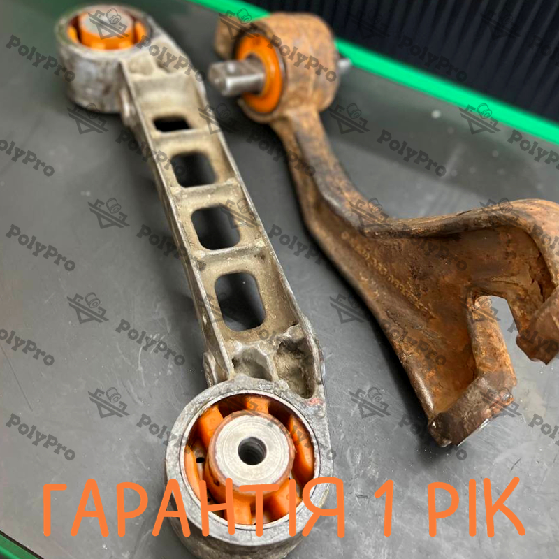 Траверса заднего редуктора Merсedes 639 2003-2014 Услуга с перепресовки сайлентблоков (Сайлентблоки в цену не входят)