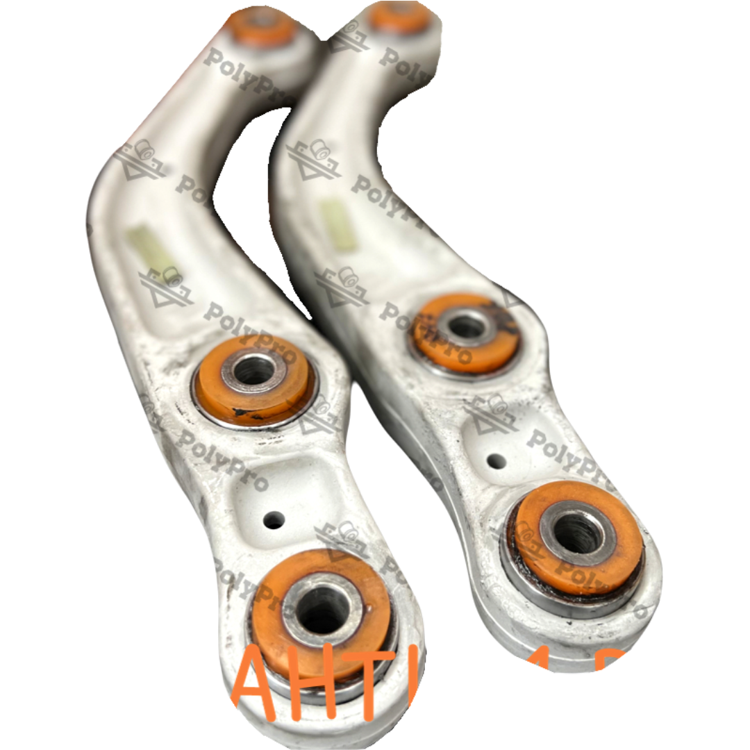 Задний нижний поперечный рычаг Audi A8 1994-2002 Услуга по пескоструйной очистке, покраске порошковой краской и перепресовке сайлентблока (Сайлентблоки в цену не входят)