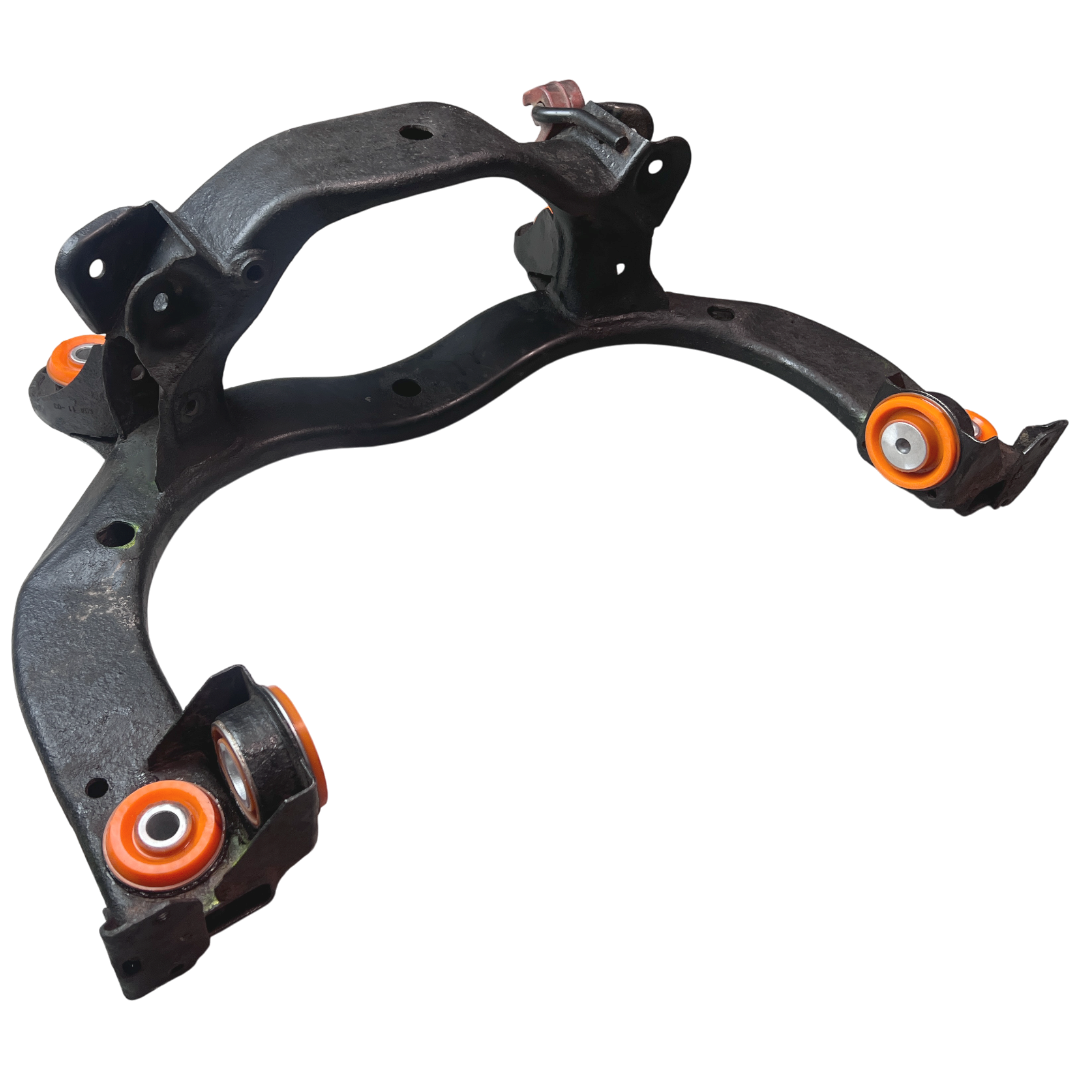 Задний подрамник Volkswagen Bora 1998-2005 Услуга с перепресовки сайлентблоков (Сайлентблоки в цену не входят)