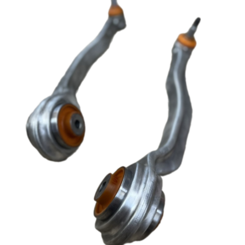 Передний нижний рычаг Mercedes-Benz 218 2011-2018 Услуга с перепресовки сайлентблоков (Сайлентблоки в цену не входят)