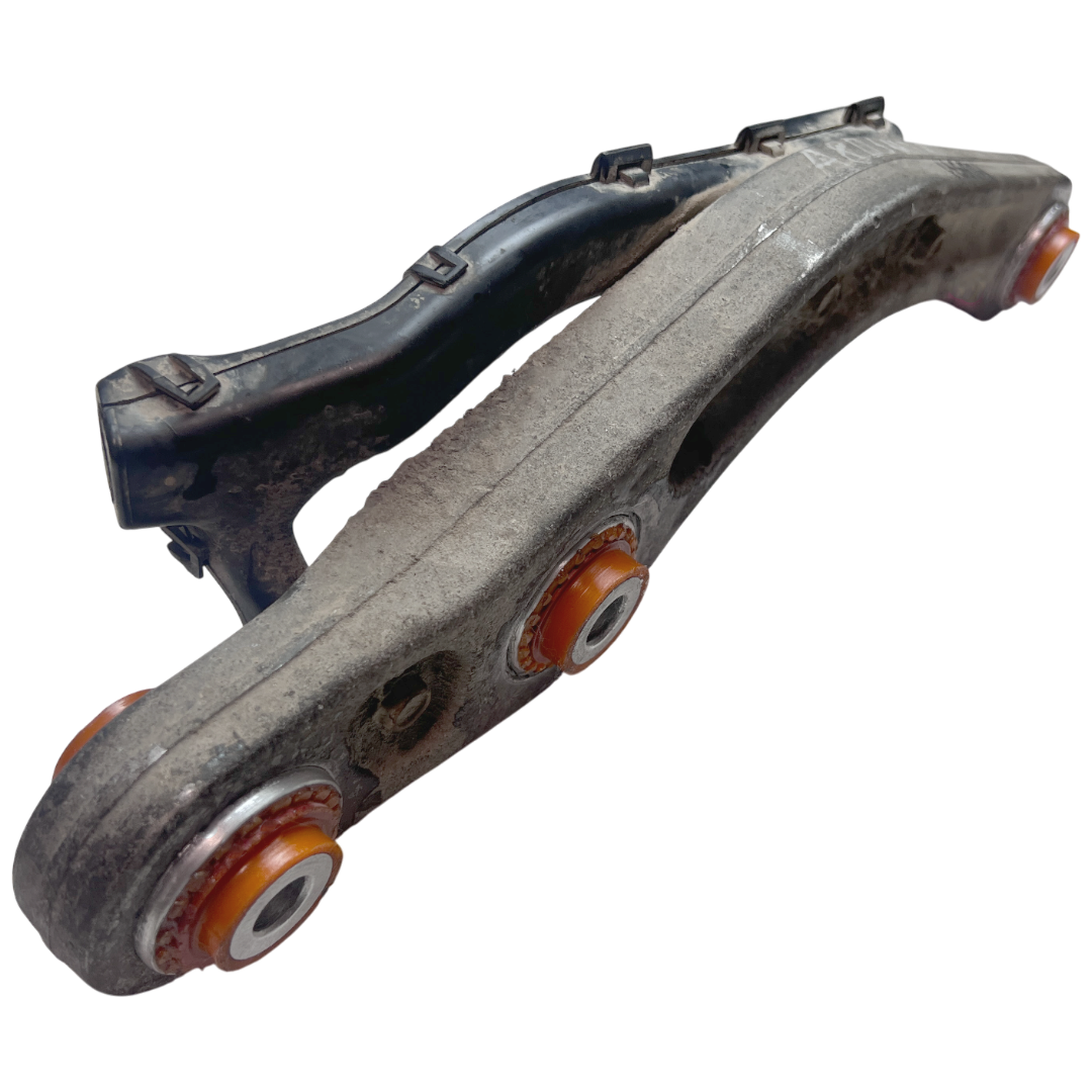 Задний верхний поперечный рычаг Volkswagen Phaeton 2002-2016 Услуга с перепресовки сайлентблоков (Сайлентблоки в цену не входят)