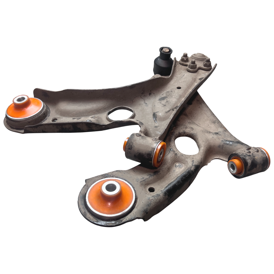 Передній важіль Chevrolet Aveo 2002-2011 Послуга з перепресування сайлентблоків (Сайлентблоки в ціну не входять)