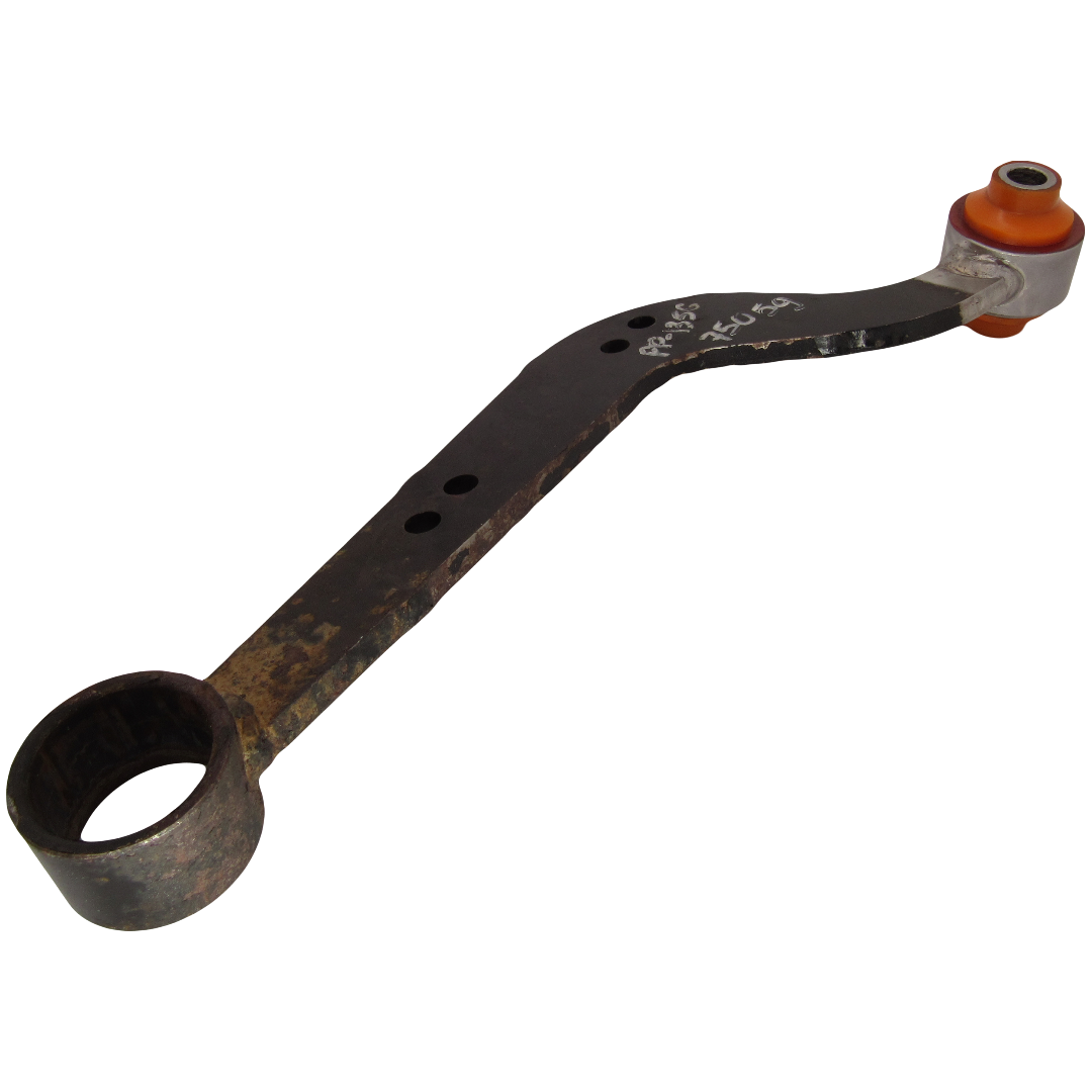 Полиуретановый сайлентблок заднего поперечного серповидного рычага наружный Lexus Nx 2014- правая РЕКОНСТРУКЦИЯ ВАШЕЙ ТЯГИ