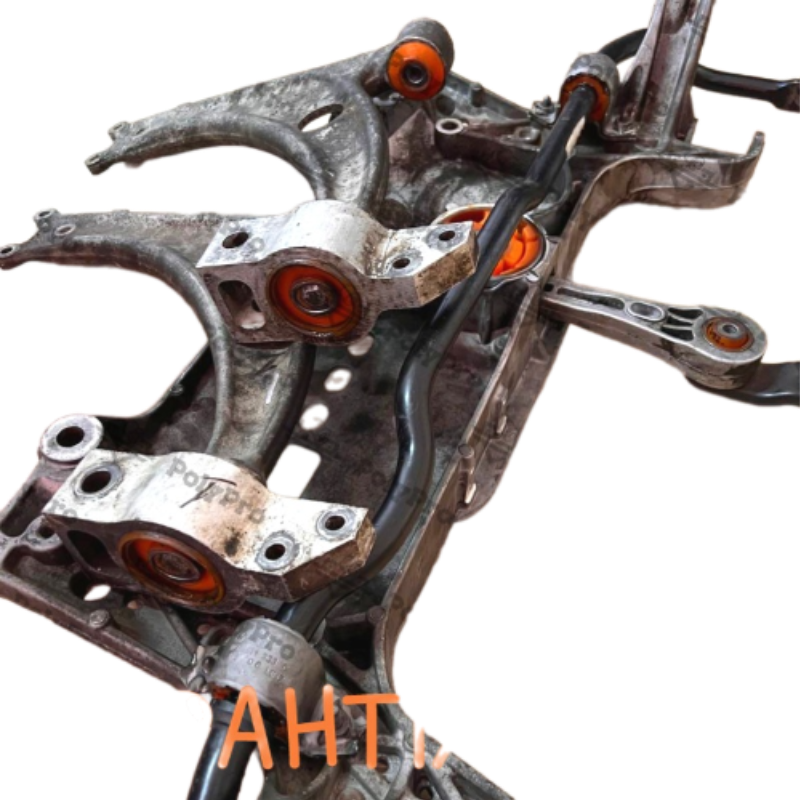 Передний подрамник Volkswagen Beetle 2011-2019 Услуга с перепресовки сайлентблоков (Сайлентблоки в цену не входят)