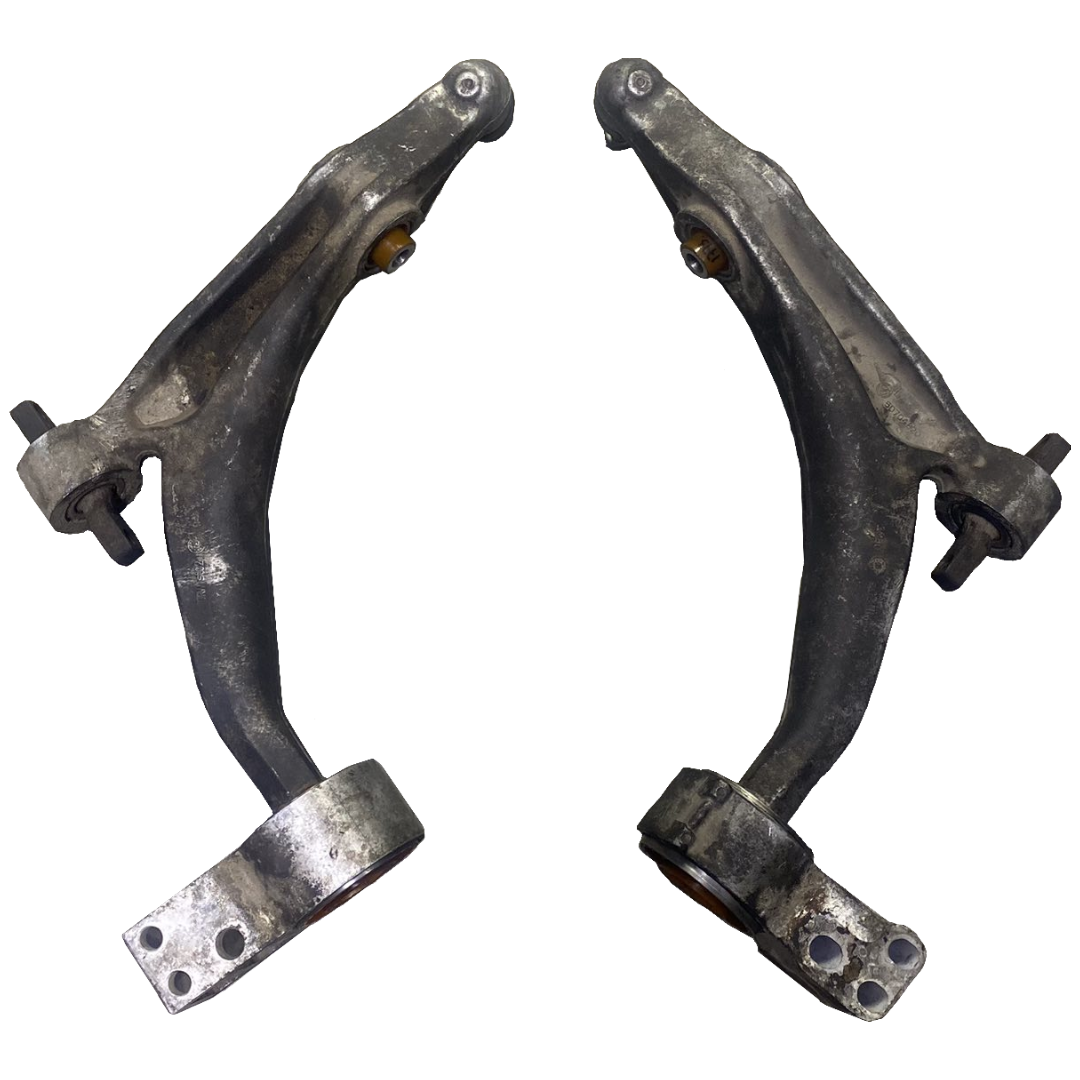 Передний нижний рычаг Alfa Romeo Brera 2005-2010 Услуга с перепресовки сайлентблоков (Сайлентблоки в цену не входят)