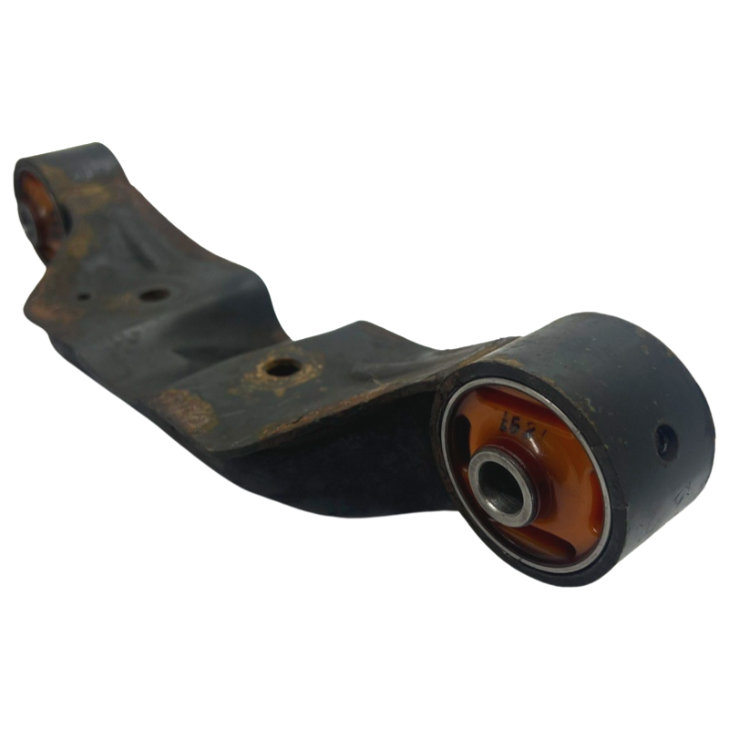 Задний редуктор Subaru Impreza 2011-2015 Услуга с перепресовки сайлентблоков (Сайлентблоки в цену не входят)