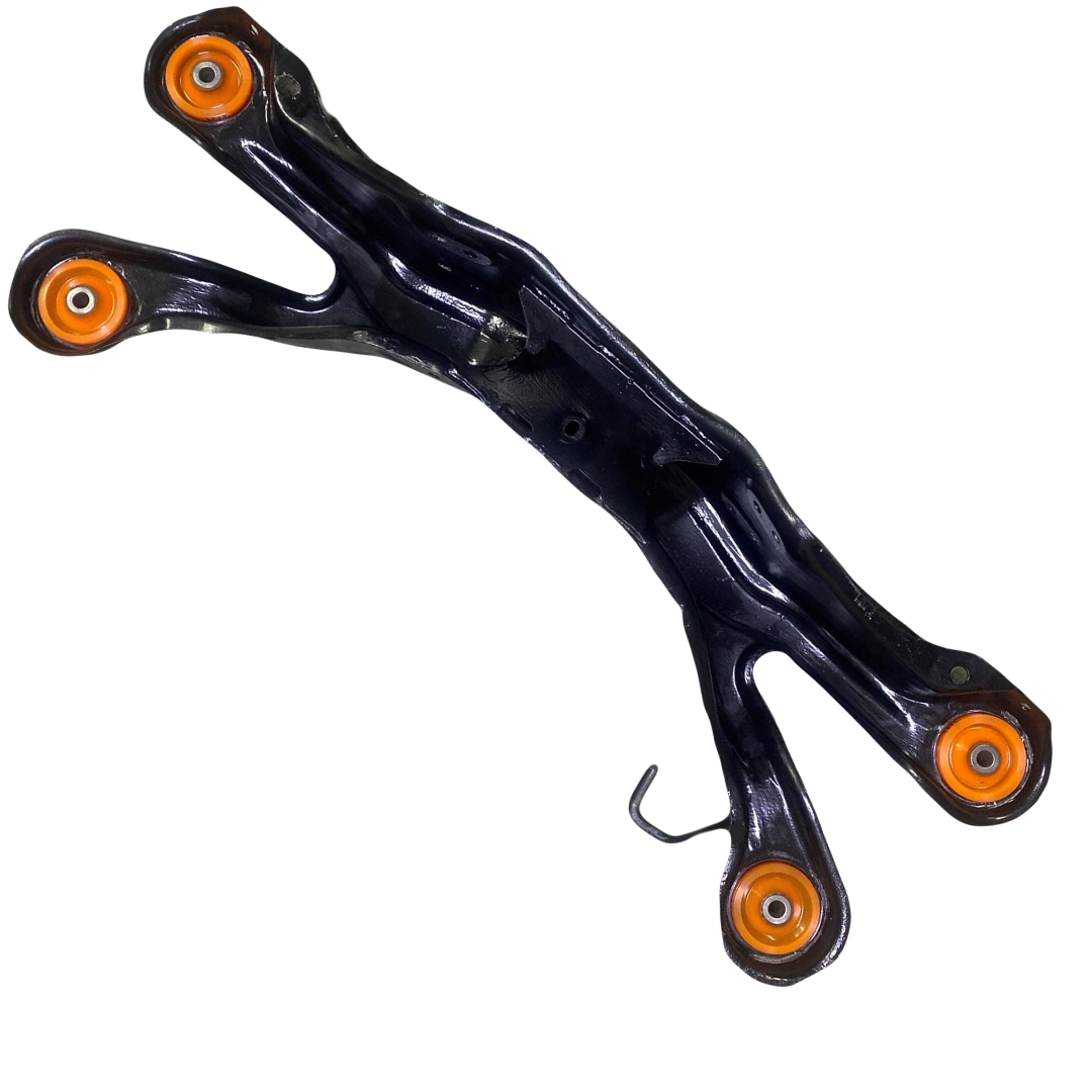 Задний подрамник Saab 9-5 1997-2010 Услуга с перепресовки сайлентблоков (Сайлентблоки в цену не входят)