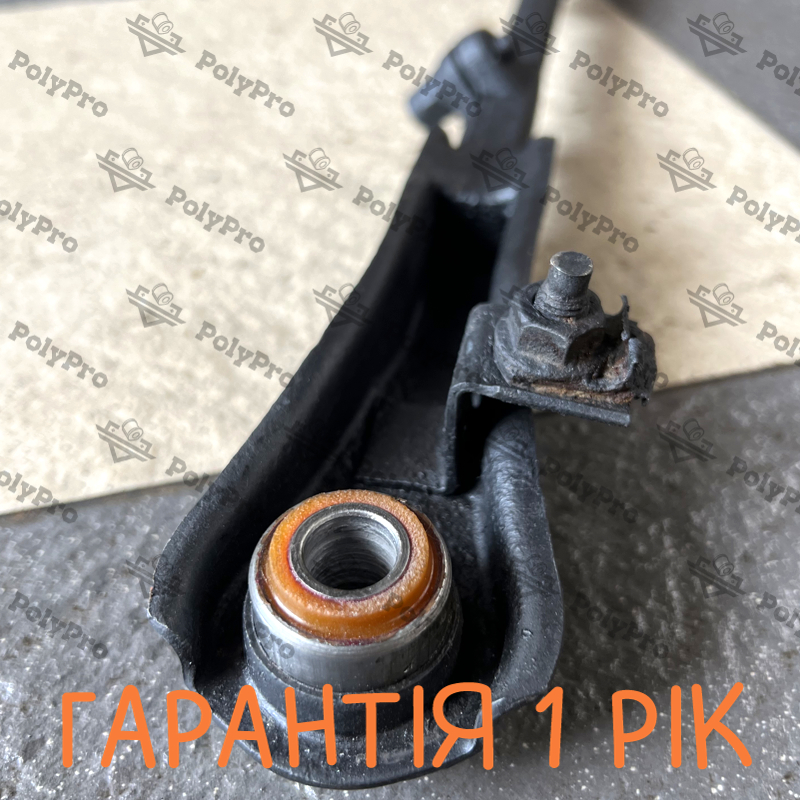 Задній розвальний важіль Renault Safrane 1992-2000 Послуга з піскостуйного очищення, покриття порошковою фарбою та перепресування сайлентблока (Сайлентблоки в ціну не входять)