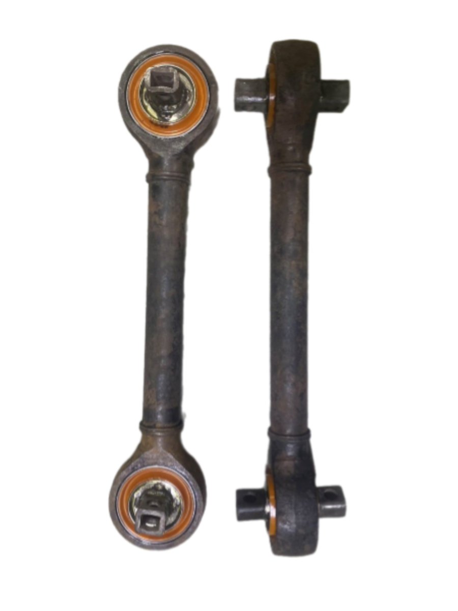 Тяга балансира Mitsubishi Fuso 1963- Услуга с перепресовки сайлентблоков (Сайлентблоки в цену не входят)