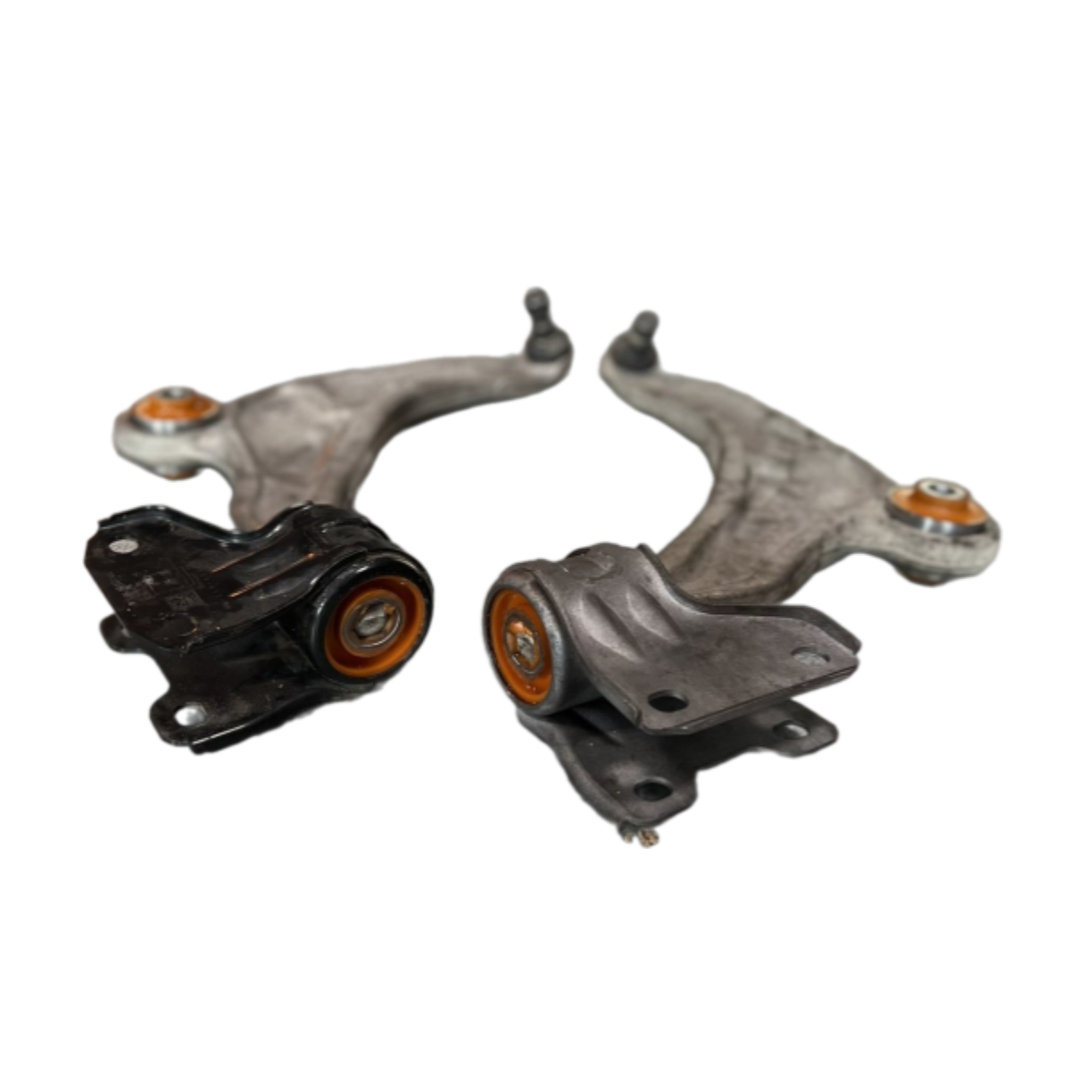 Передний рычаг Lincoln Mkx 2016- Услуга с перепресовки сайлентблоков (Сайлентблоки в цену не входят)