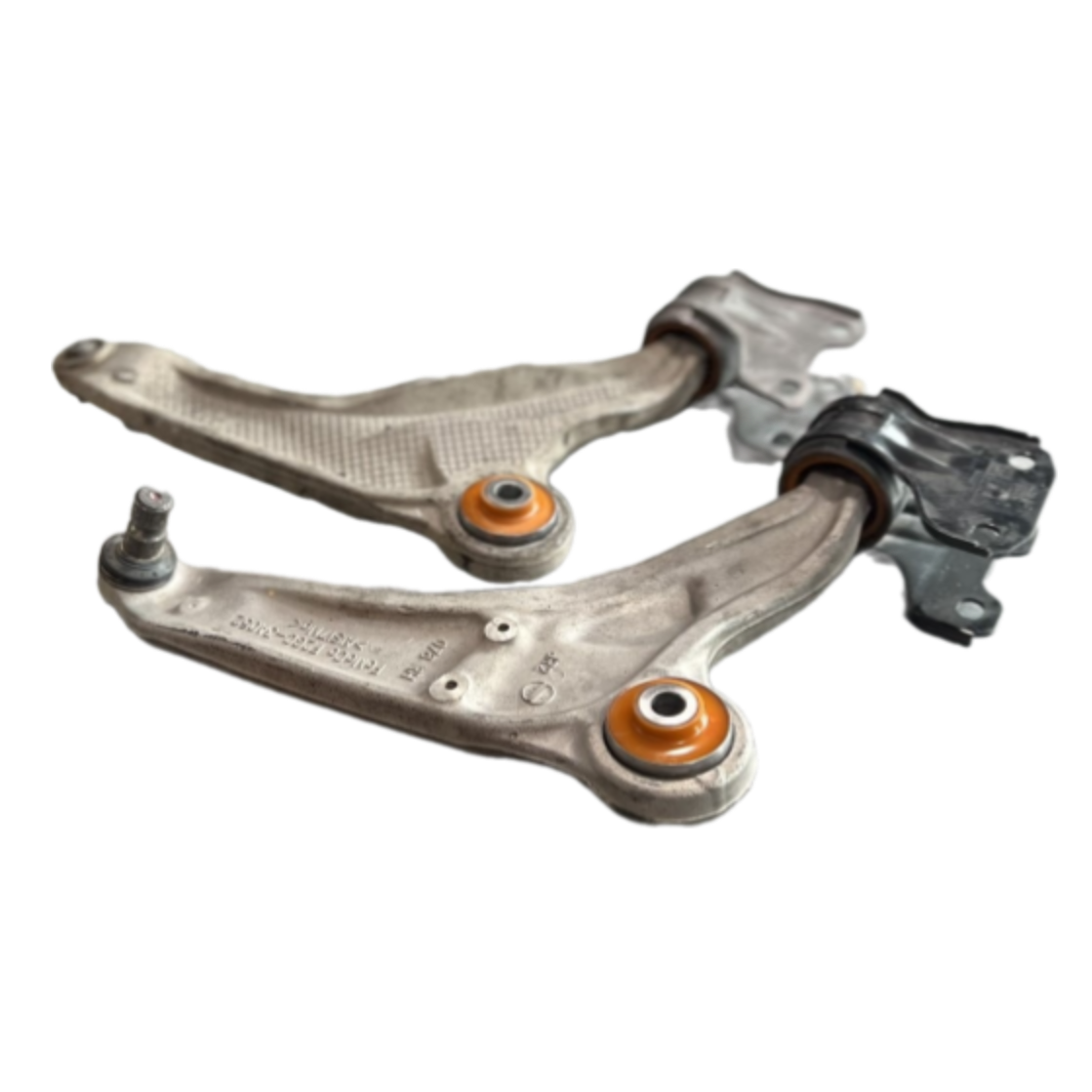 Передний рычаг Lincoln Mkx 2016- Услуга с перепресовки сайлентблоков (Сайлентблоки в цену не входят)