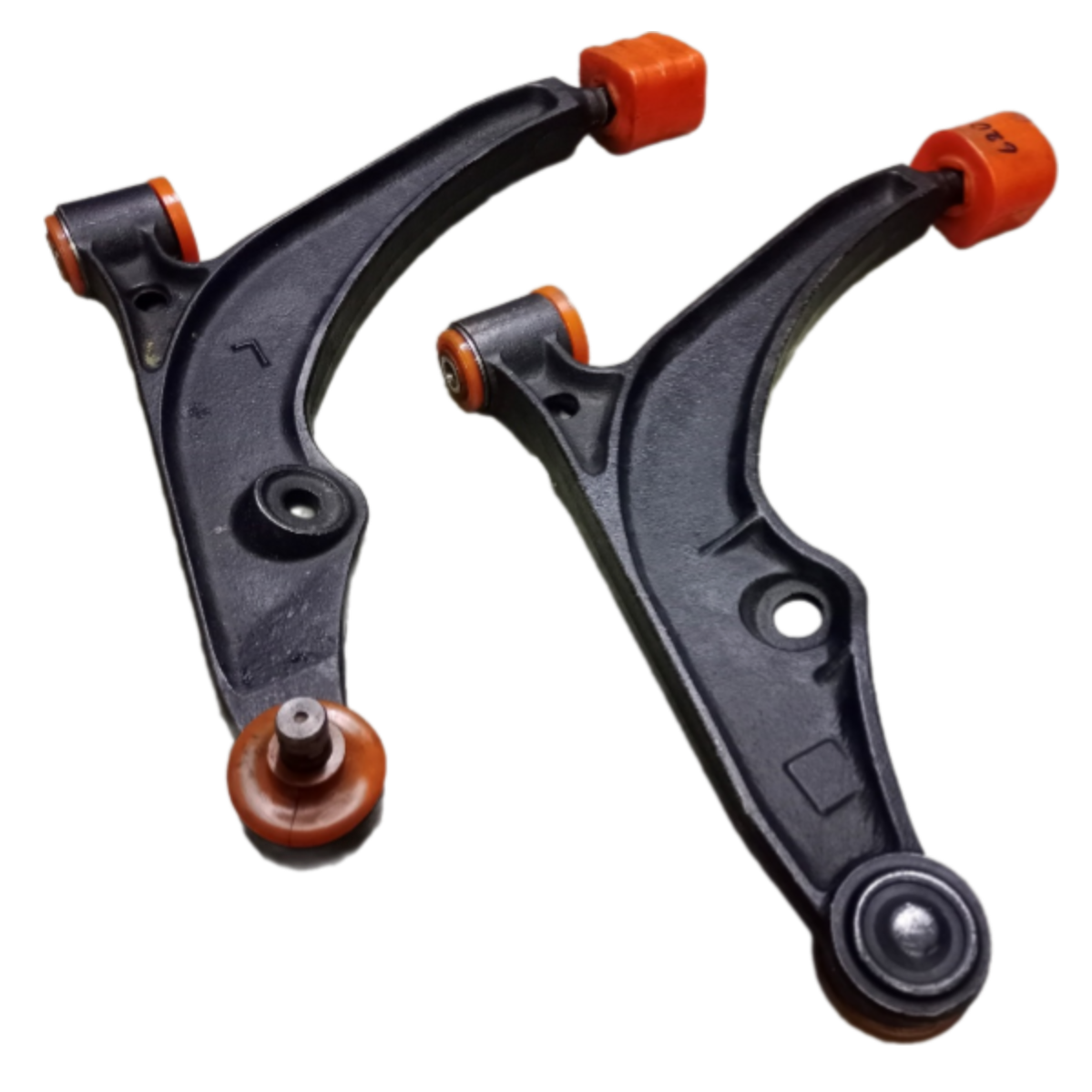 Передний рычаг Suzuki Baleno 1995-2002 Услуга с перепресовки сайлентблоков (Сайлентблоки в цену не входят)