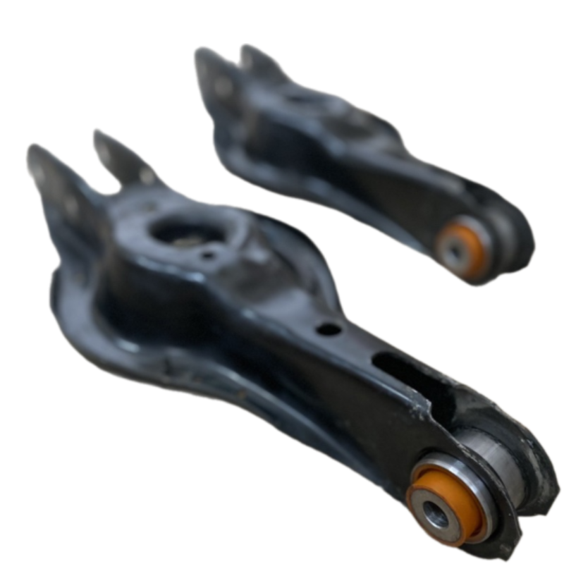 Задний подпружинный рычаг Bmw F21 2011- Услуга с перепресовки сайлентблоков (Сайлентблоки в цену не входят)