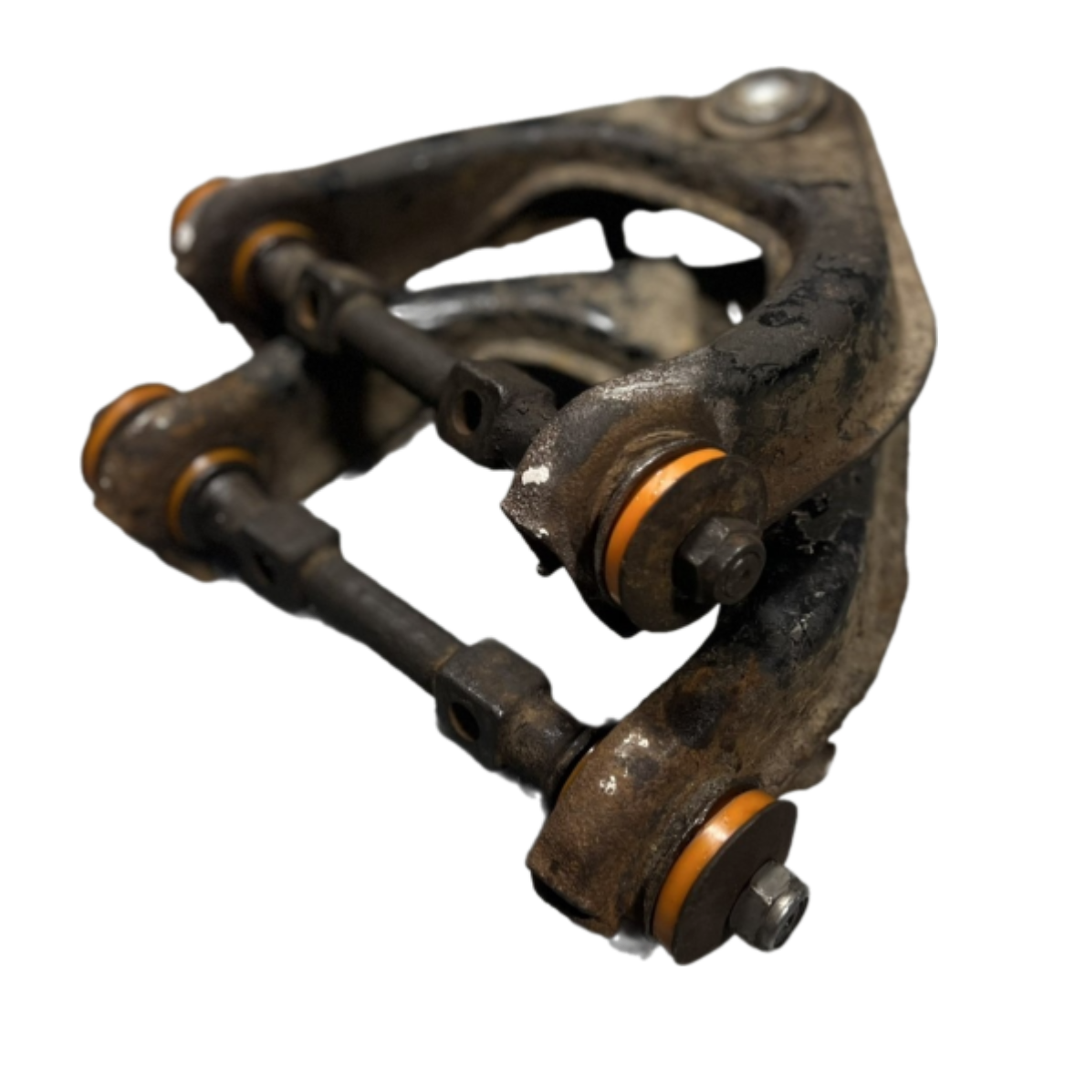 Передний верхний рычаг Mitsubishi L200 1986-1996 Услуга с перепресовки сайлентблоков (Сайлентблоки в цену не входят)