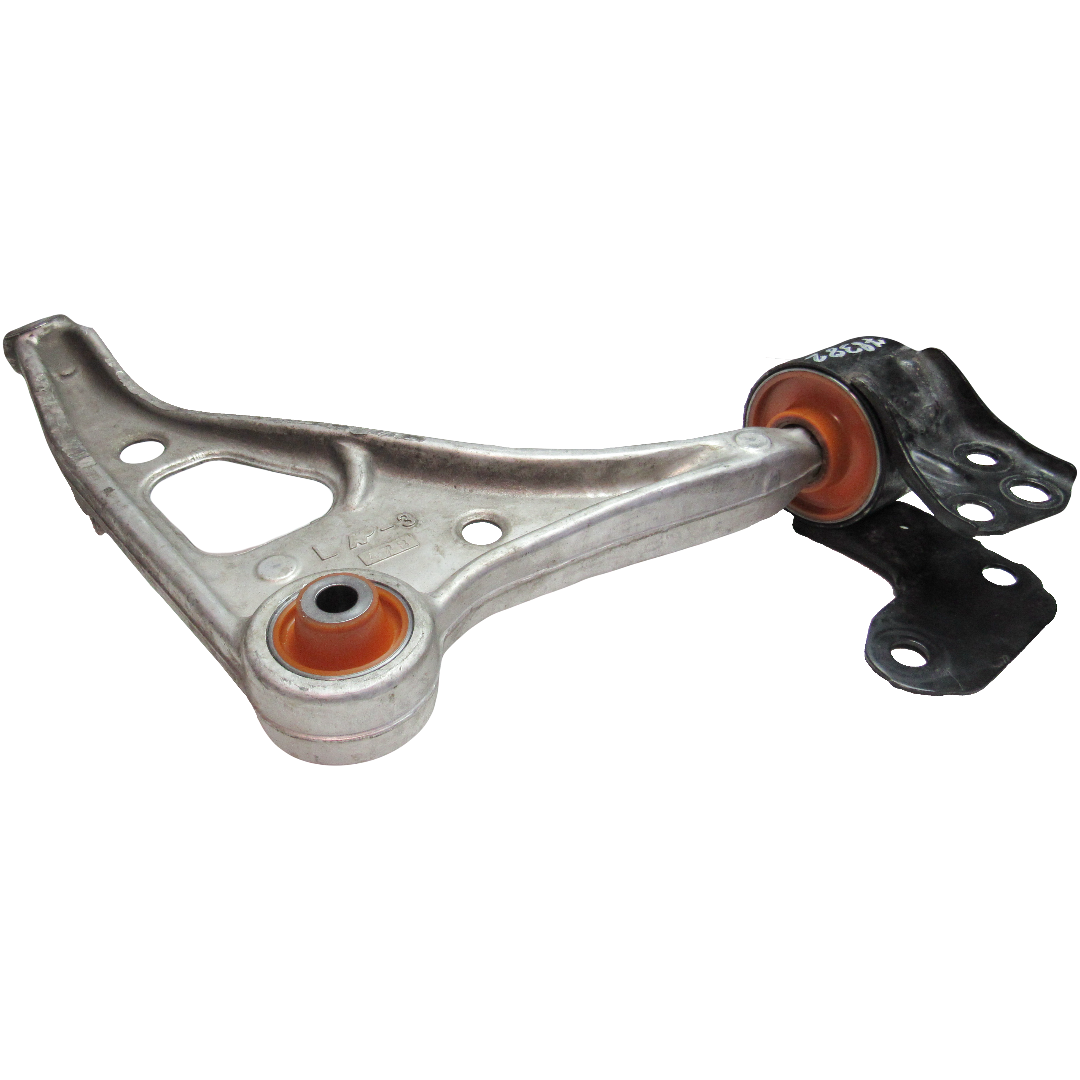 Передний нижний рычаг Honda Odyssey 2017- USA Услуга с перепресовки сайлентблоков (Сайлентблоки в цену не входят)