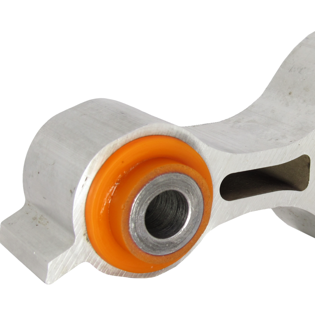 Поліуретанова подушка двигуна задня Mazda 6 2002-2008 2.3L Послуга ПО ЗАМІНІ маленького САЙЛЕНТБЛОКА