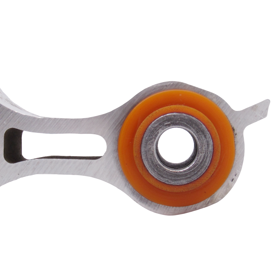 Поліуретанова подушка двигуна задня Mazda 6 2002-2008 2.3L Послуга ПО ЗАМІНІ маленького САЙЛЕНТБЛОКА