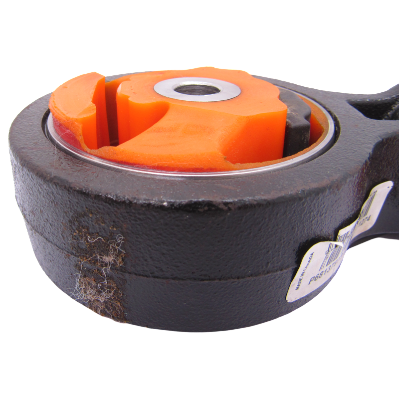 Поліуретанова подушка двигуна Fiat Freemont 2011- 2.0L Послуга ПО ЗАМІНІ великого САЙЛЕНТБЛОКА