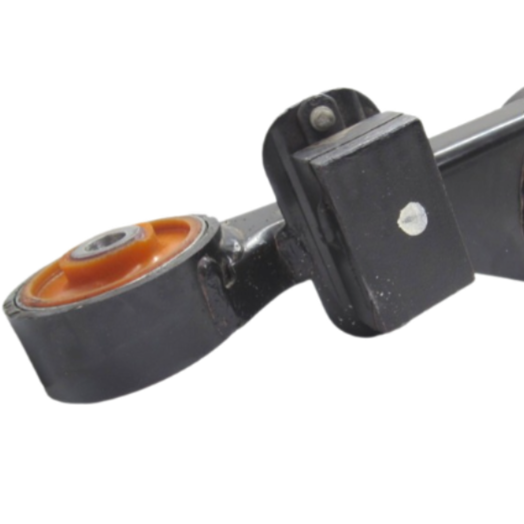 Поліуретанова подушка двигуна передня верхня Toyota Camry 2017- 2,0L Послуга ПО ЗАМІНІ маленького САЙЛЕНТБЛОКА