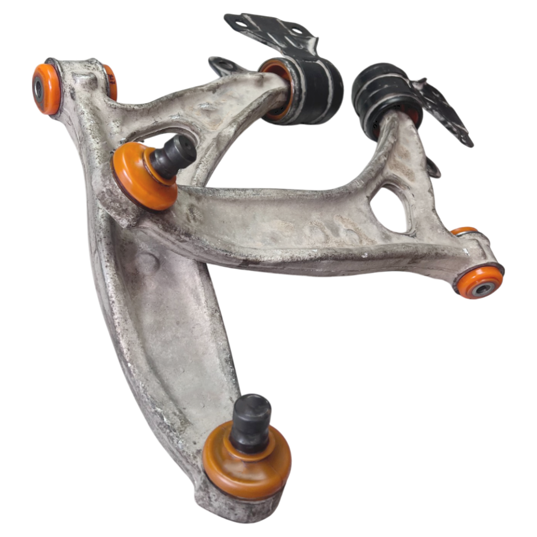 Передний рычаг Ford C-Max 2010- Услуга с перепресовки сайлентблоков (Сайлентблоки в цену не входят)