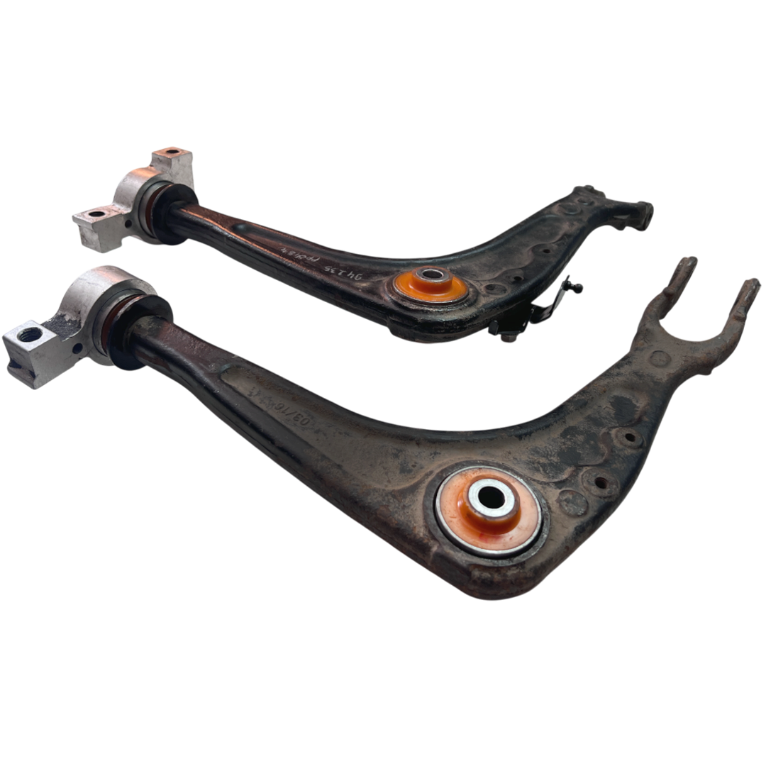 Передняя подвеска автомобиля Citroen C5 2008-2017 Услуга с перепресовки сайлентблоков (Сайлентблоки в цену не входят)