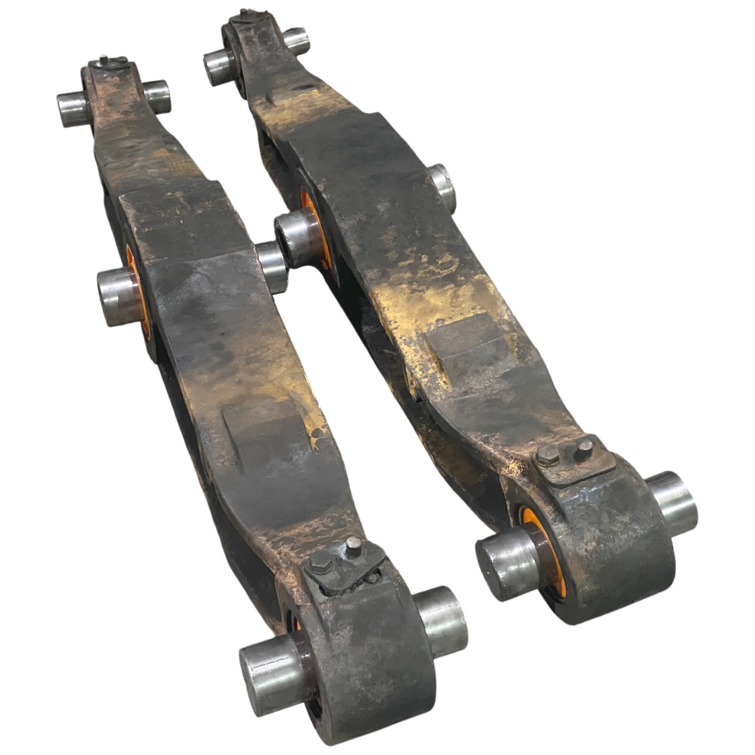 Рычаг подвески бульдозера Liebherr PR752 Услуга с перепресовки сайлентблоков (Сайлентблоки в цену не входят)