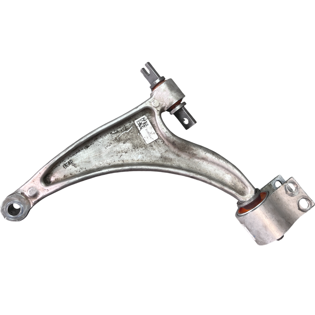 Передний нижний рычаг Cadillac Xt4 2019- Услуга с перепресовки сайлентблоков (Сайлентблоки в цену не входят)