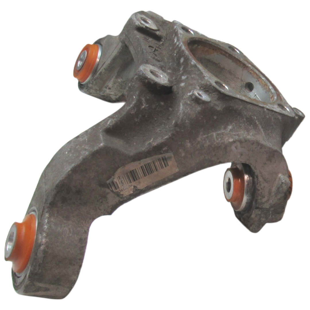 Задняя цапфа Alfa Romeo 159 2005-2011 Услуга с перепресовки сайлентблоков (Сайлентблоки в цену не входят)